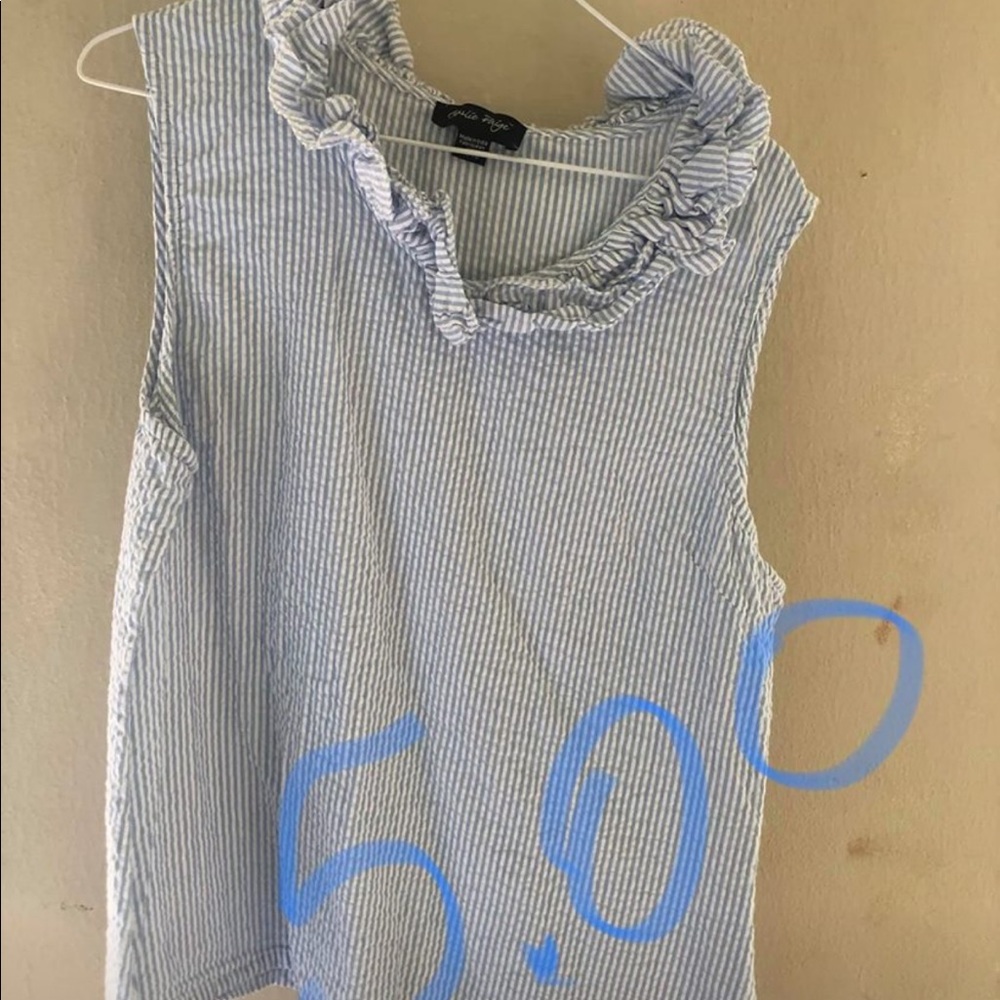 Clothes - Picture 7 of 8